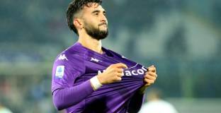 Лестър е близо до трансфер на крило на Фиорентина 