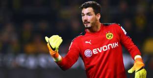 Борусия Дортмунд удължи с Бюрки 