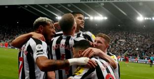 Нюкасъл - Брайтън 4:1 