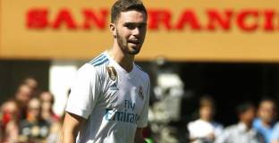 Реал продължи контракта си с перспективен полузащитник 