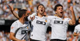 Жиралдес спечели мача от пейката, Селта обърна Валенсия на „Местая“