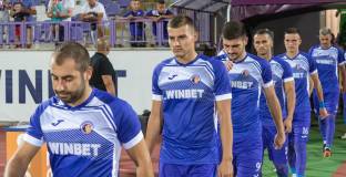 Карантинираха цял отбор от родния елит