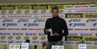 От Ботев Враца потвърдиха - продават звездата си в Унгария