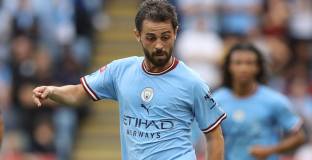 Гуардиола: Силва остава в Ман Сити