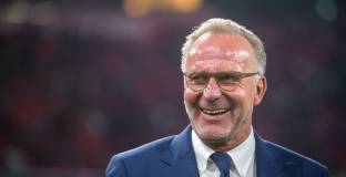 Румениге: Гордеем се, че докарахме 4 трофея в Мюнхен