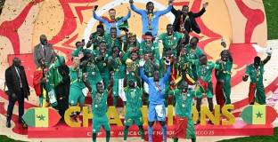 Скандал в Африка: Сенегал ще съди CAF, след като им отнеха титлата от AFCON
