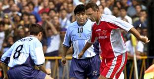 Стоичков: Марадона бе идол, на когото винаги съм се възхищавал