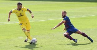 Хуеска - Кадис 0:2 