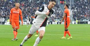 Роналдо с дубъл за нова победа на Ювентус