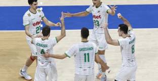 България игра силно, но Италия спечели световната титла