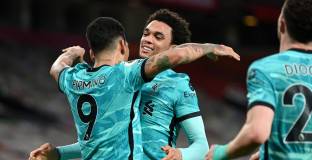 Ливърпул вкара 4 на Олд Трафорд (видео)