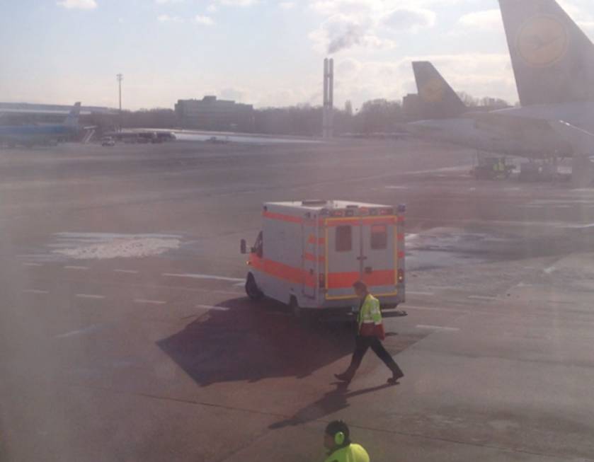 Самолетът на Базел кацна в Санкт Петербург