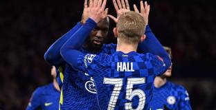 Челси лесно се разправи с Честърфилд (видео)