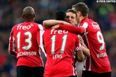 ПСВ Айндховен - Грьонинген 5:2 