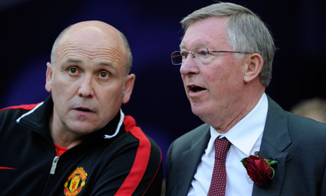 Двама бивши помощници на Сър Алекс са кандидати да оглавят Уигън