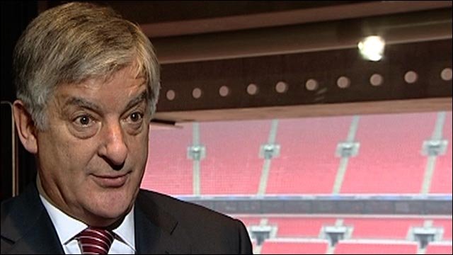 Бърнщайн: Заявката за Мондиал 2022 бе за лятото, некоректно е да се говори за зимата