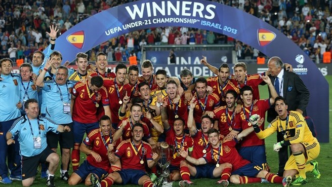Испания защити европейската си титла (видео)