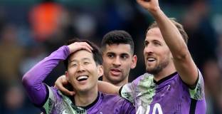 Тотнъм с четири в Лийдс (видео)