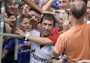 Шалке 04 - Ал Сад 9:0 