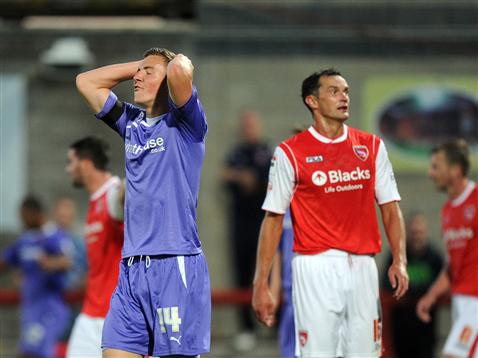 Моркамб - Уулвърхемптън 1:0 