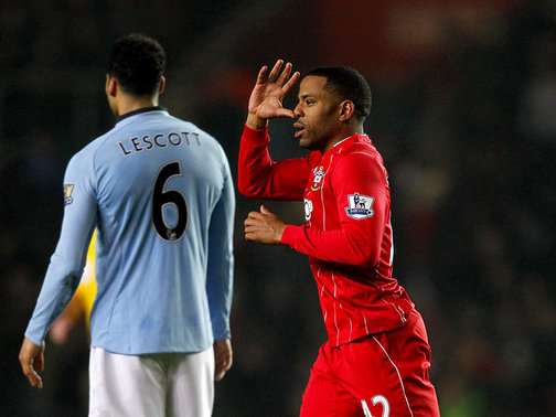 Палас привлече полузащитник на Саутхемптън