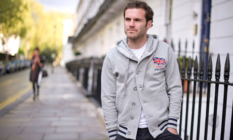 Челси няма да разглежда предложения за Мата