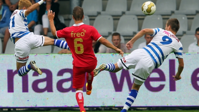 Хераклес - ПСВ Айндховен 1:1 