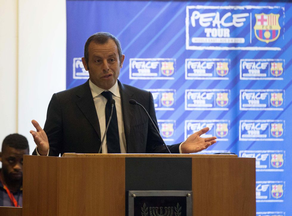 Барселона: Абидал винаги е получавал заплатата си