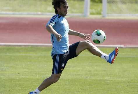 Давид Силва се завърна от националния с травма