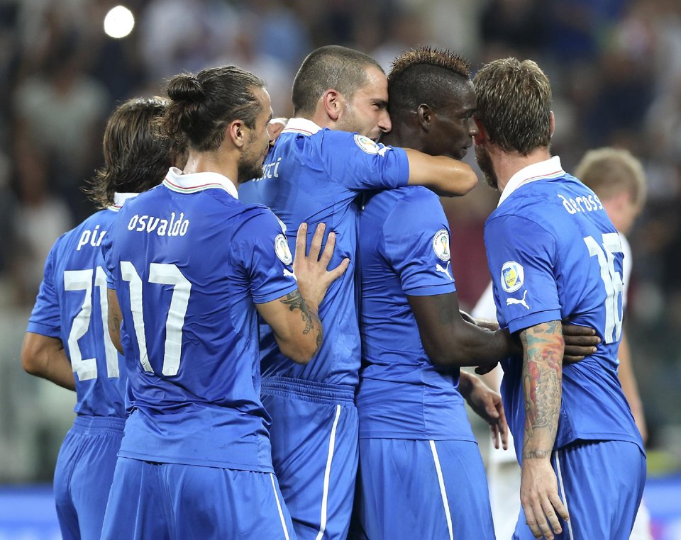 Италия - Чехия 2:1 