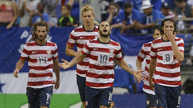 САЩ - Мексико 2:0 