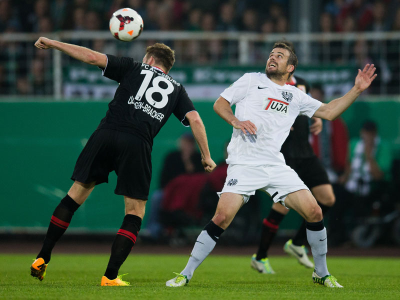 Пройсен Мюнстер - Аугсбург 0:3 