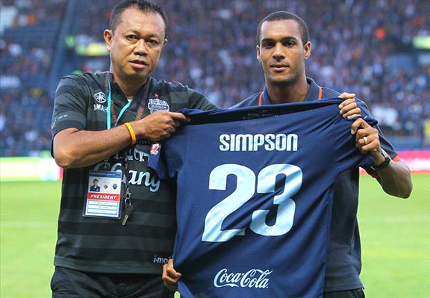 Бивш артилерист ще продължи кариерата си в Тайланд