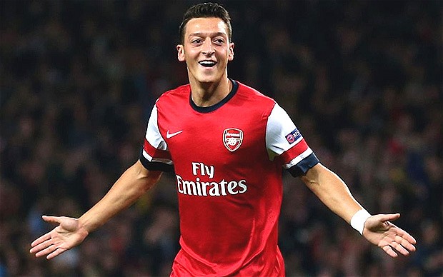 Кедира: Йозил ще донесе на Арсенал титлата в Англия