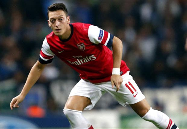 Йозил: Рано е да говорим за титла