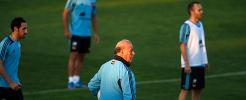 Няма опасност за Испания - Беларус