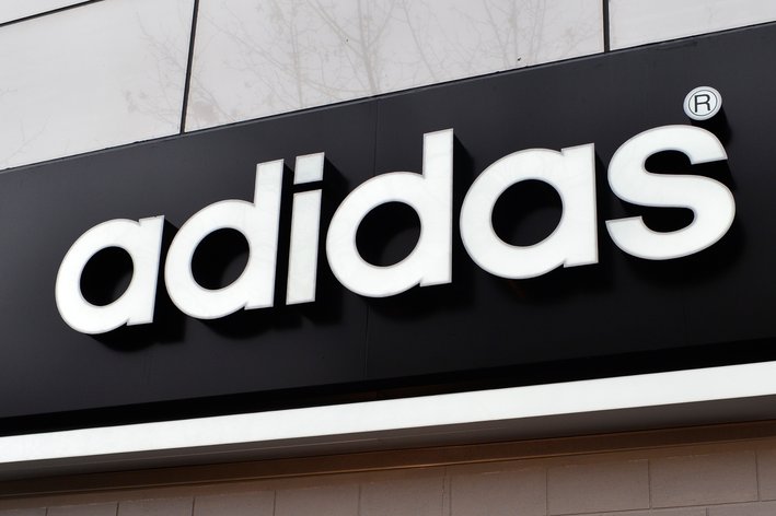 Ювентус може да получи от Adidas над 200 милиона