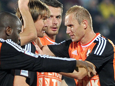 Анжи Махачкала - Урал 0:1 