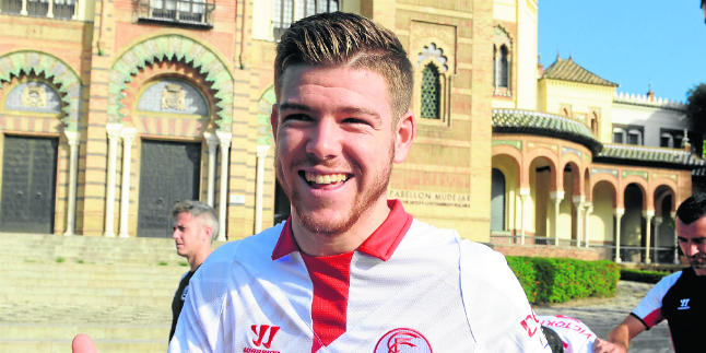 Челси и Юнайтед ще мерят мускули заради испански национал?