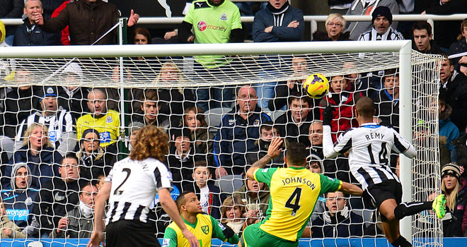 Нюкасъл - Норич Сити 2:1 