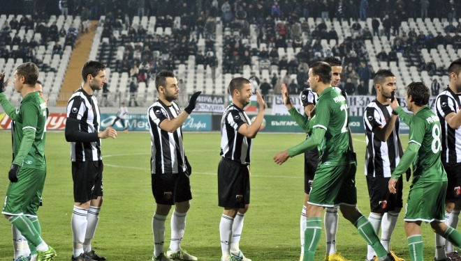 Локомотив Пловдив - Нефтохимик 2:0 