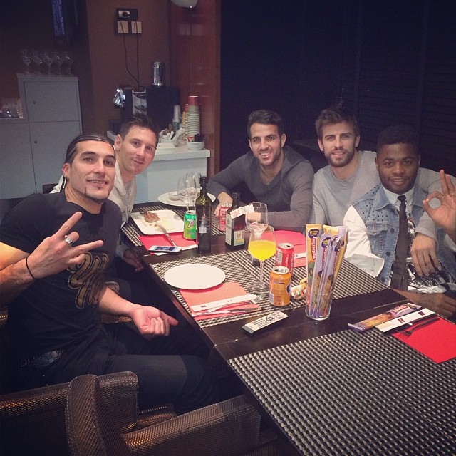  Меси, Сонг, Пике, Фабрегас и Пинто вечеряха заедно след снощната победа над Хетафе