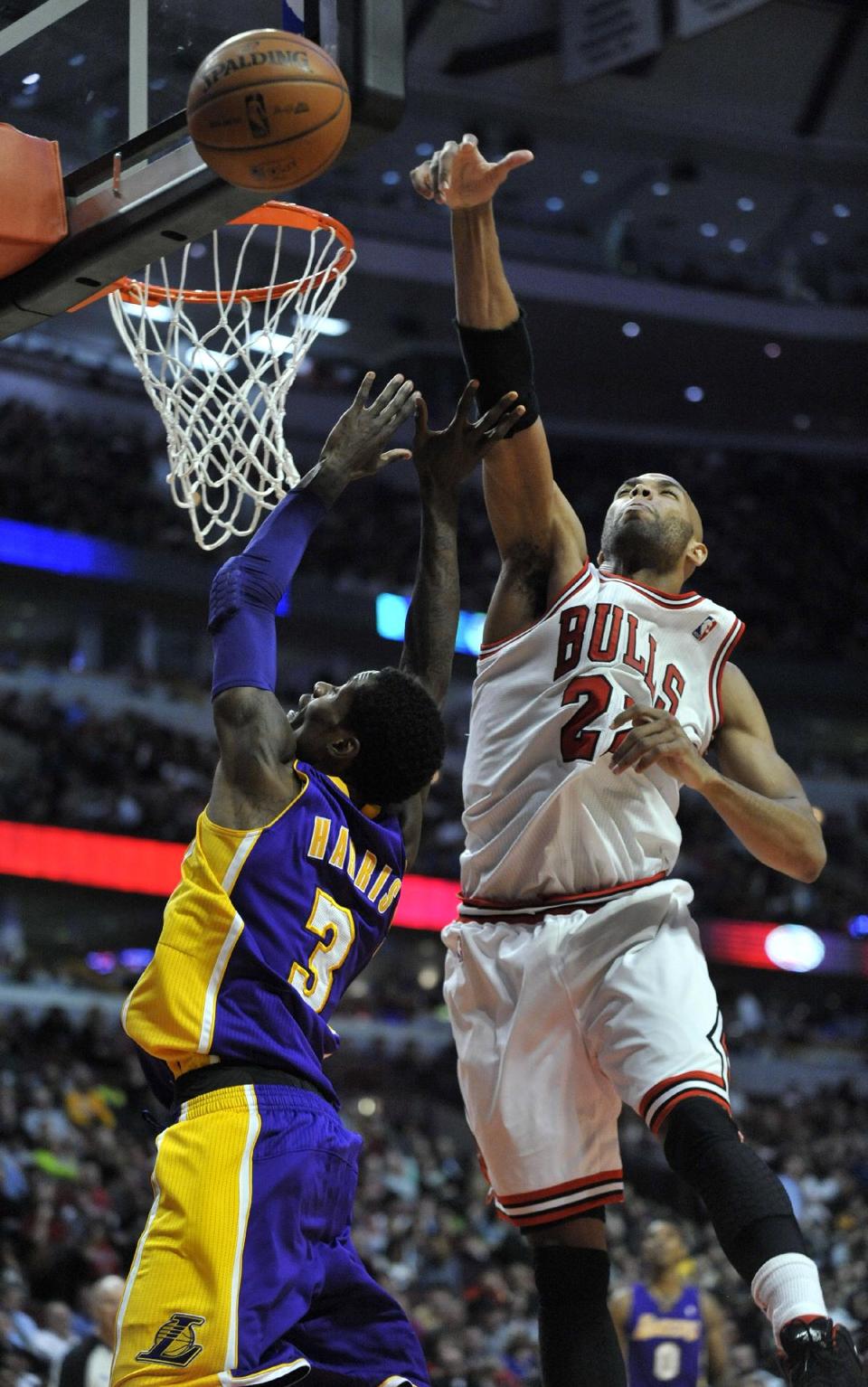 Лос Анджелис Лейкърс - Чикаго Булс 100:102 