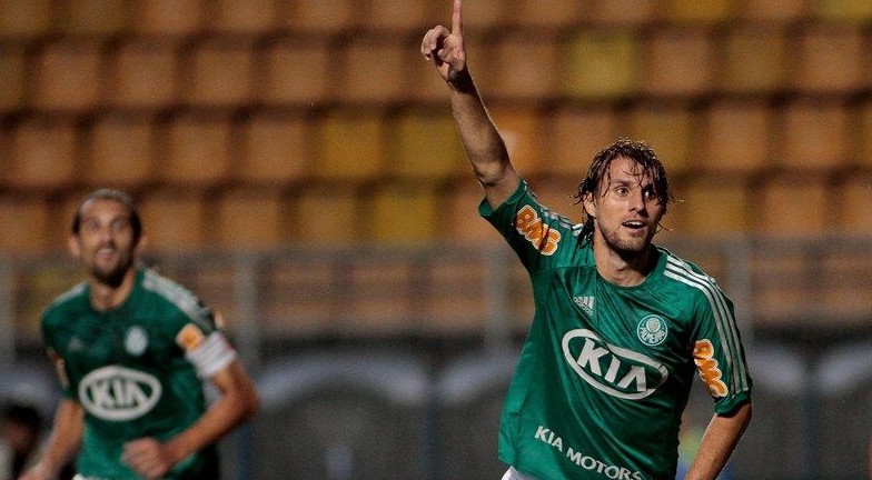 Наполи подписа с бивш футболист на Барса