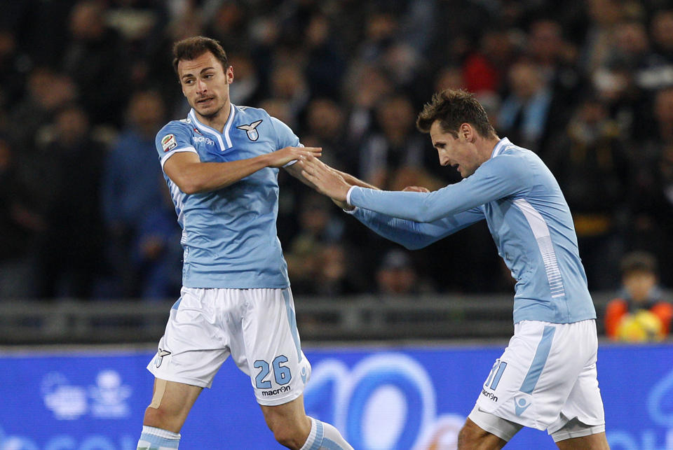 Лацио - Сасуоло 3:2 