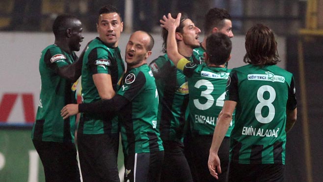 Акхисар - Бурсаспор 2:1 