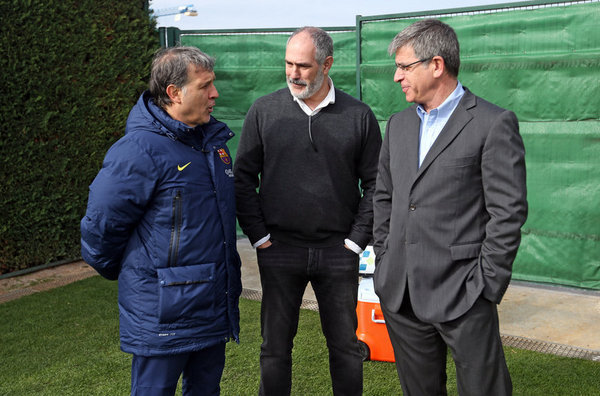 Барса ще обсъди с Мартино трансферната политика