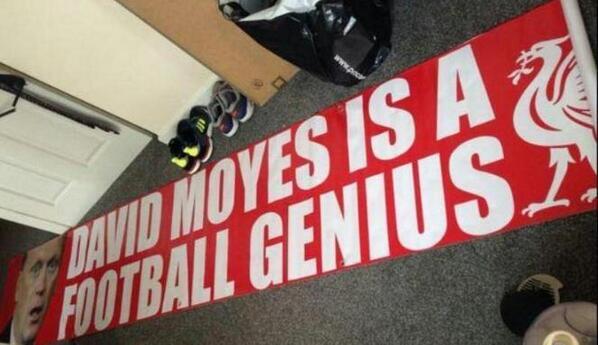 Фенове на Пуул подготвиха банер за Дейвид Мойс