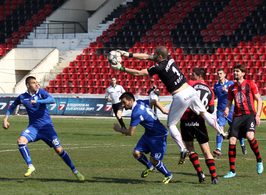 Локомотив София - Черноморец 1:0 