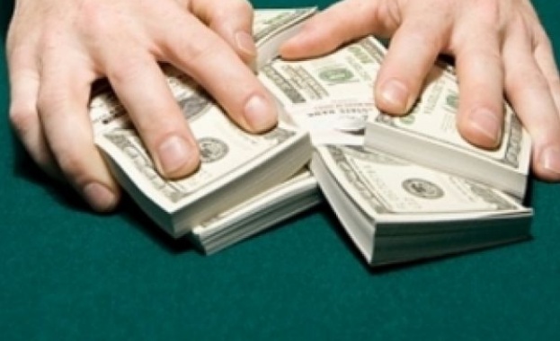 Арестуваха седем английски футболисти